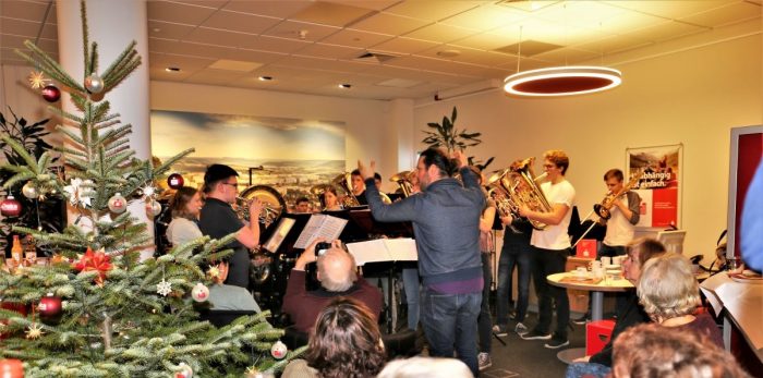 Jugend Brass Band BlechKLANG Lebendiger Adventskalender 2018 - Titelbild